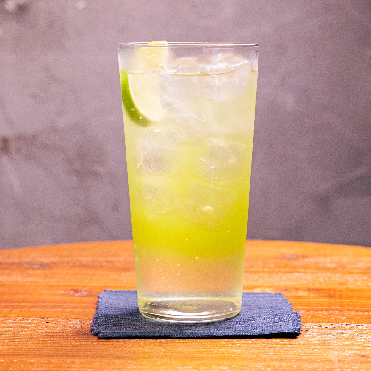 煎茶ライムソーダ